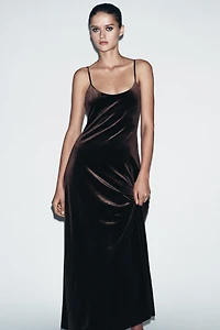 LONG VELVET DRESS