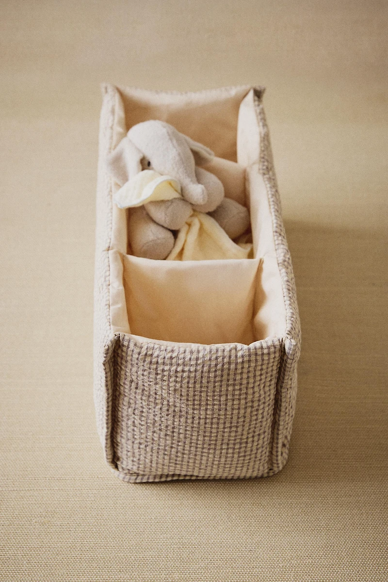 GINGHAM BABY CLOTHES ORGANIZER
