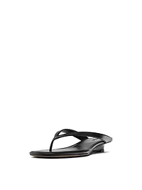 Mid-heel sandals with toe divider