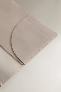 ÉTUI TABLETTE CUIR