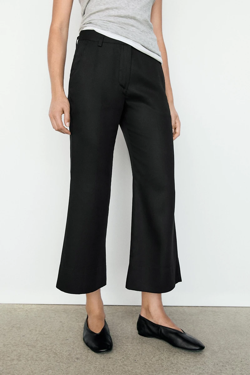 Cropped flare pants
