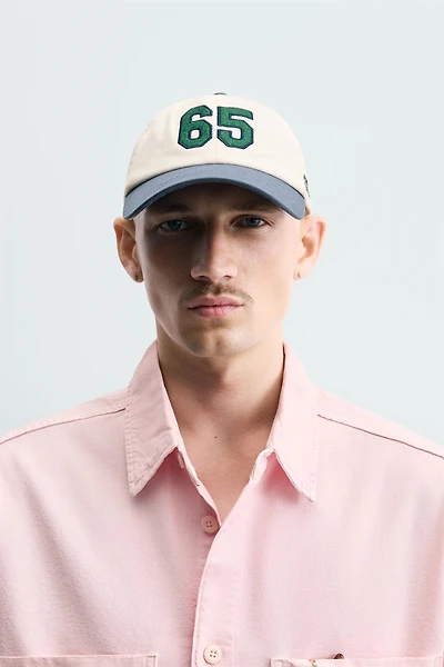 CONTRAST EMBROIDERED CAP