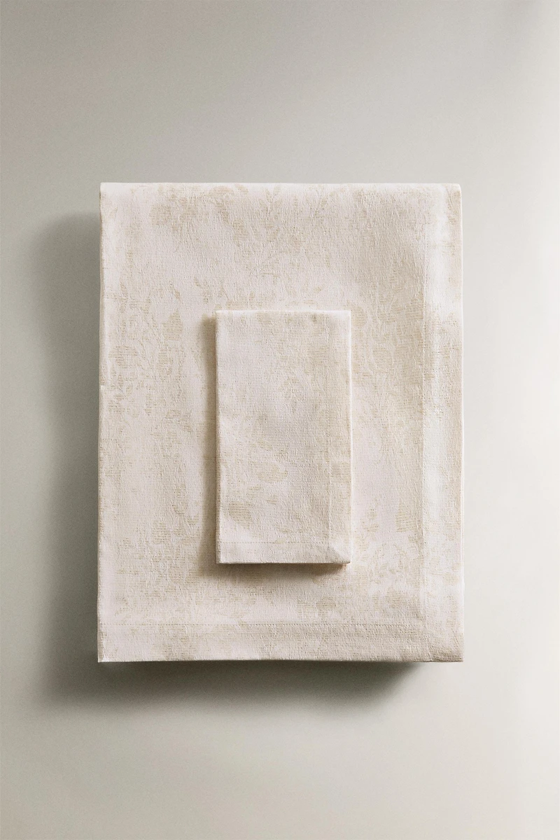 CHRISTMAS FRAMED FLORAL COTTON TABLECLOTH