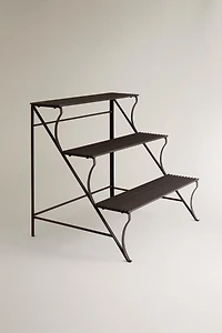 STORAGE UNIT WITH SHELVES