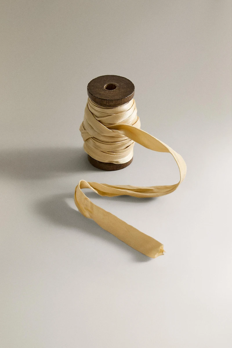 SILK CHRISTMAS GIFT RIBBON