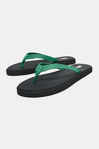 CONTRAST FLAT SANDALS