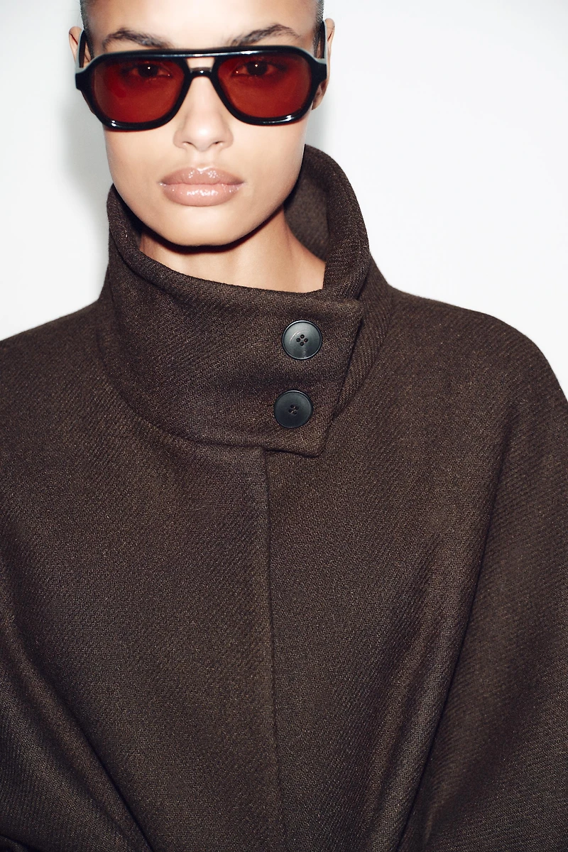 SHORT WOOL CAPE COAT WITH BELT