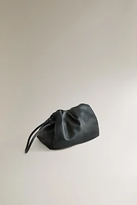 LEATHER POUCH MAKEUP BAG