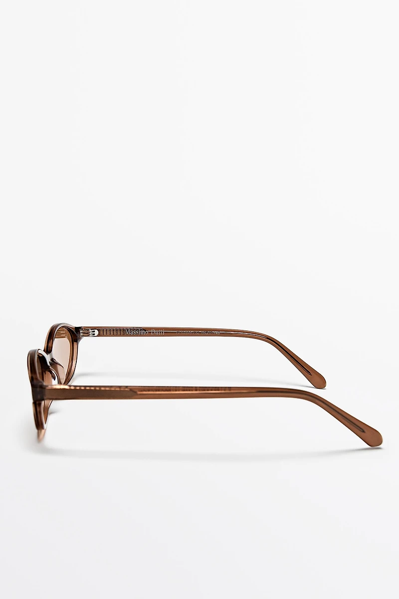 Oval sunglasses