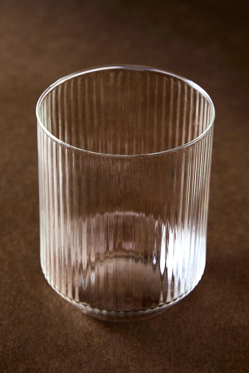BOROSILICATE GLASS TUMBLER WITH RAISED LINES