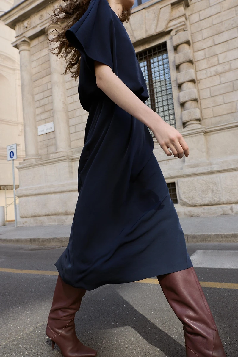 PIN TUCK DROP SLEEVE MIDI DRESS