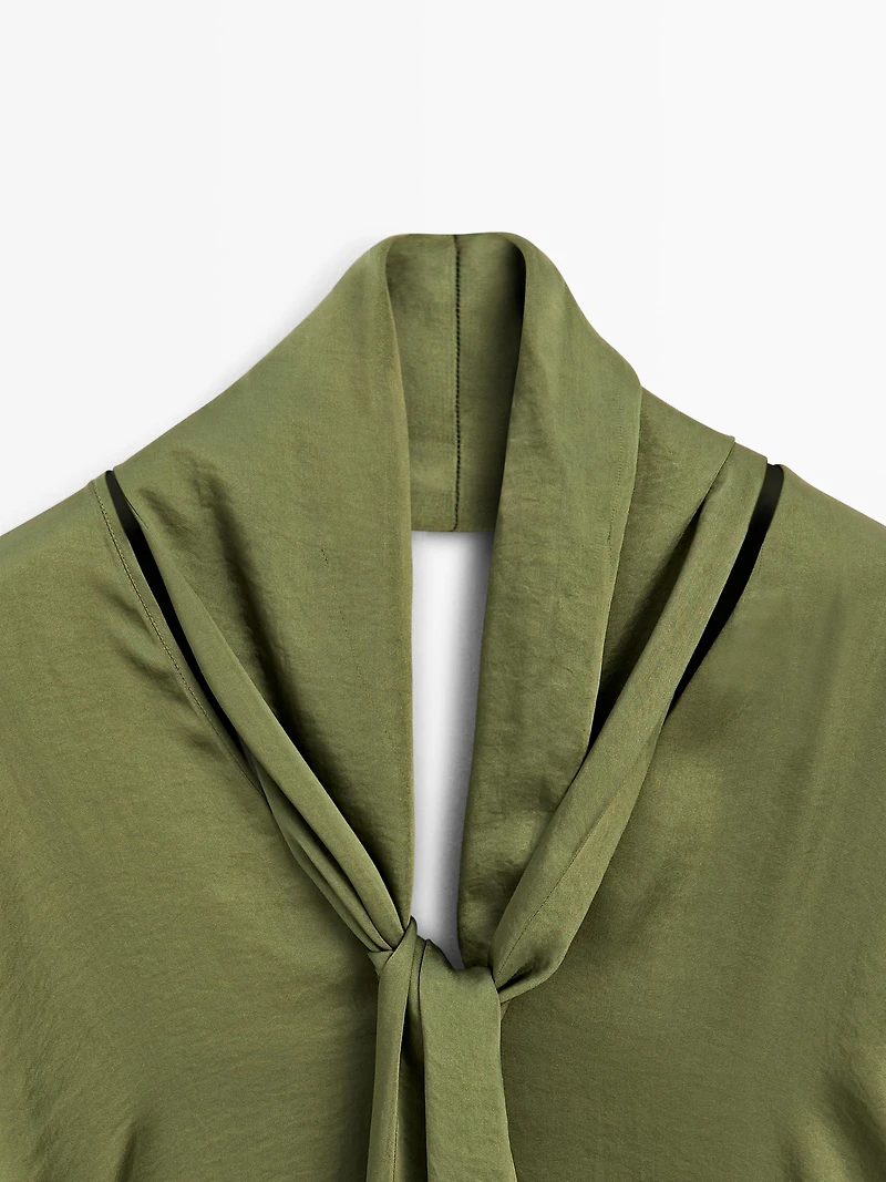 Blouse longue à encolure en V nouée - STUDIO