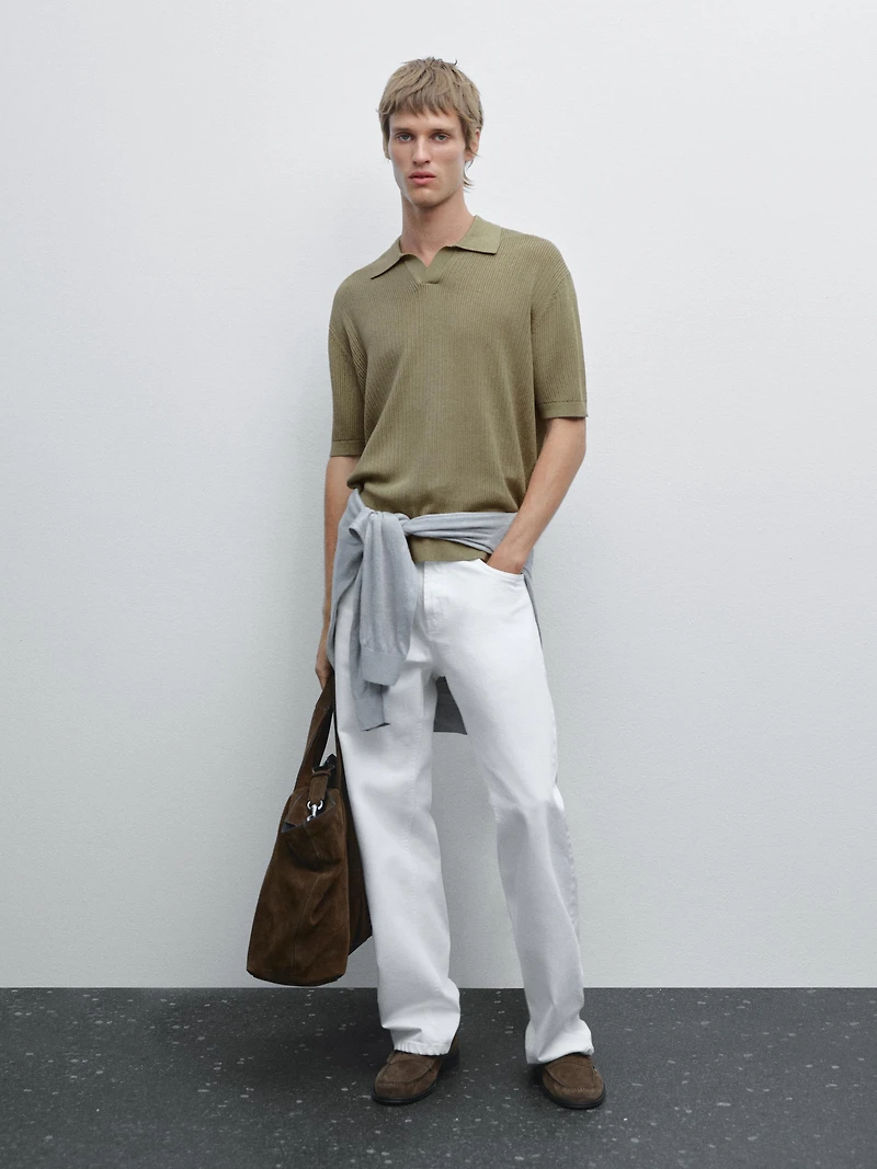 Cutwork V-neck polo shirt