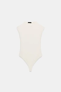 BODY STRETCH CUT OUT