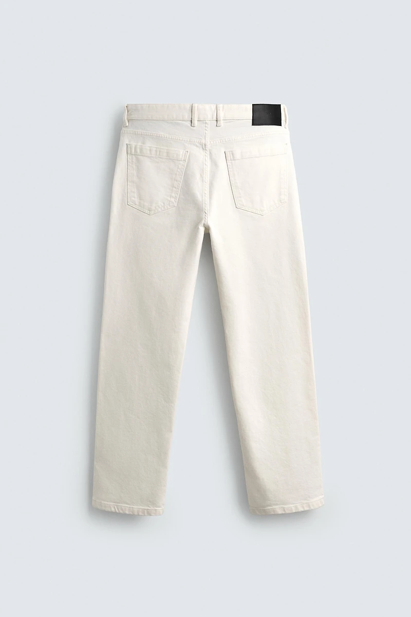 LOW-RISE STRAIGHT FIT PANTS