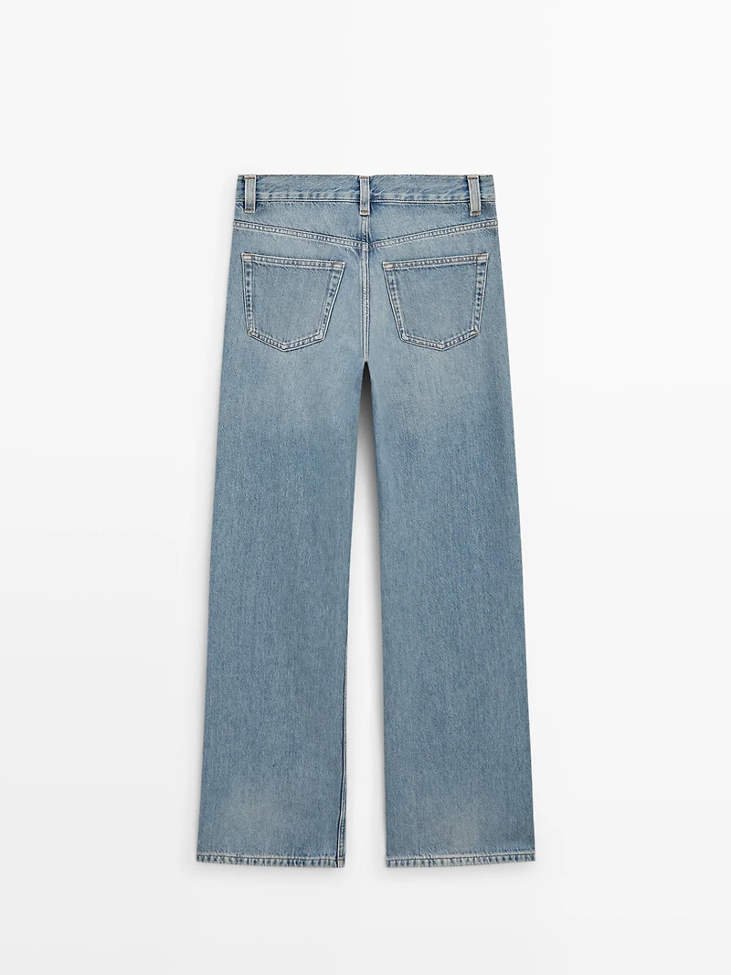 High-waist wide-leg jeans