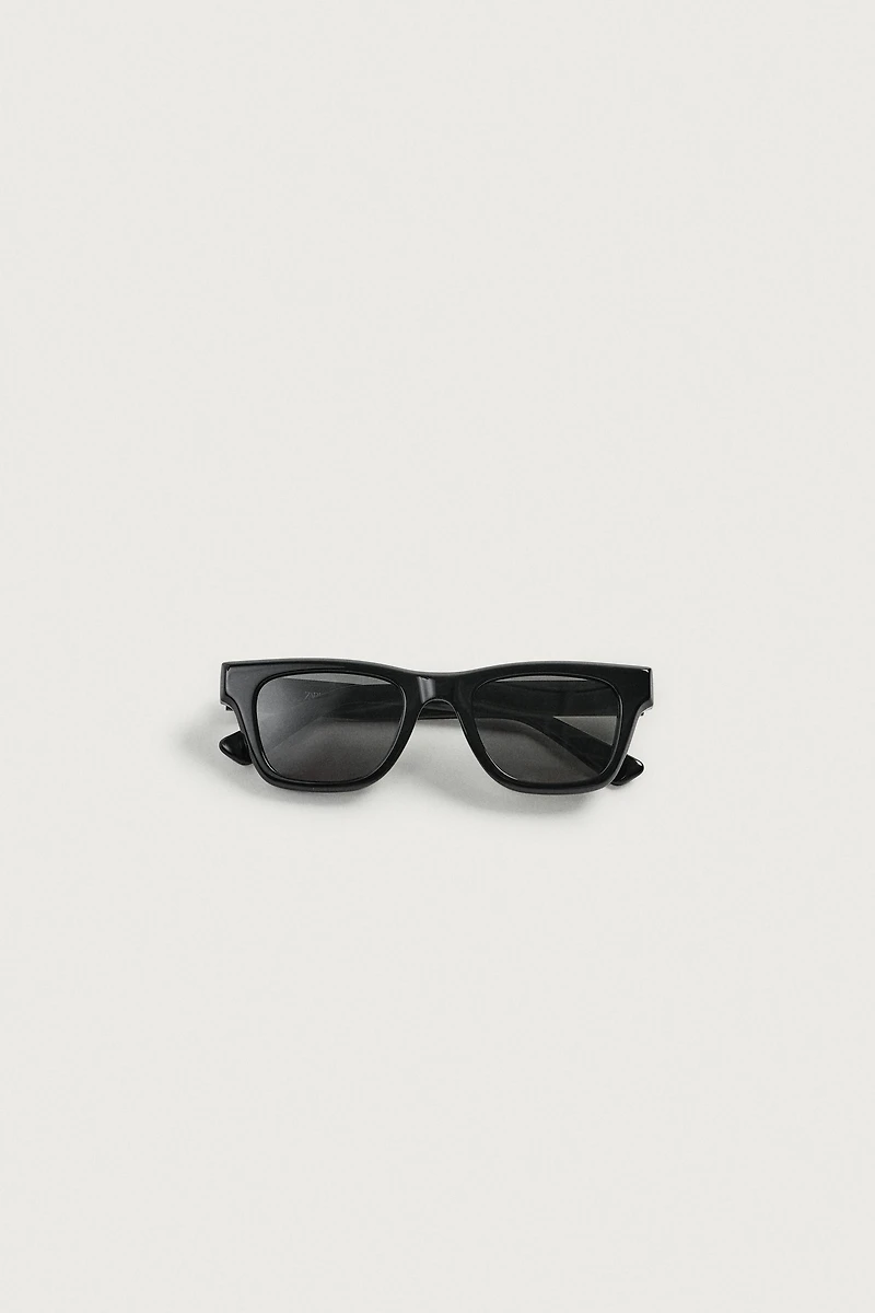 LUNETTES DE SOLEIL ŒIL-DE-CHAT