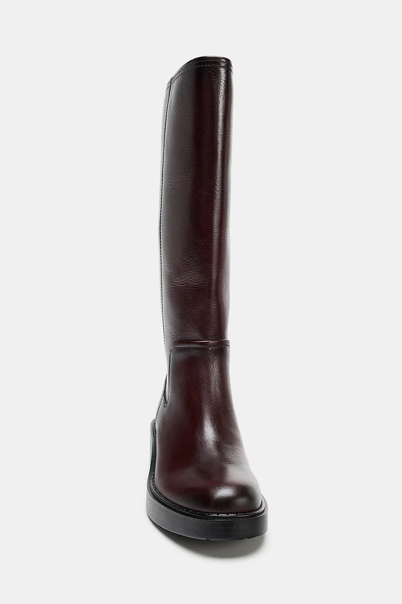 DISTRESSED EFFECT LEATHER BOOTS