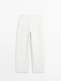 Barrel fit jeans with seam details