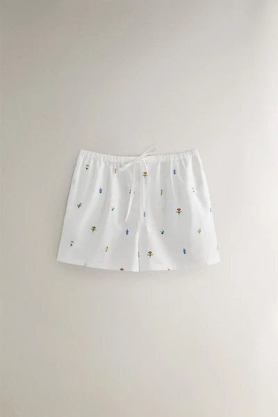 COTTON SHORTS WITH MINI FLOWERS