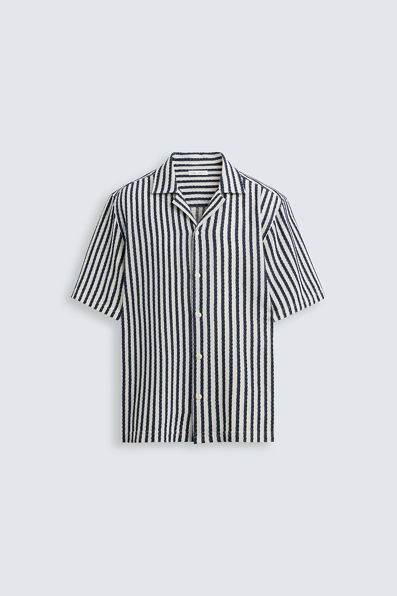 GEOMETRIC JACQUARD SHIRT