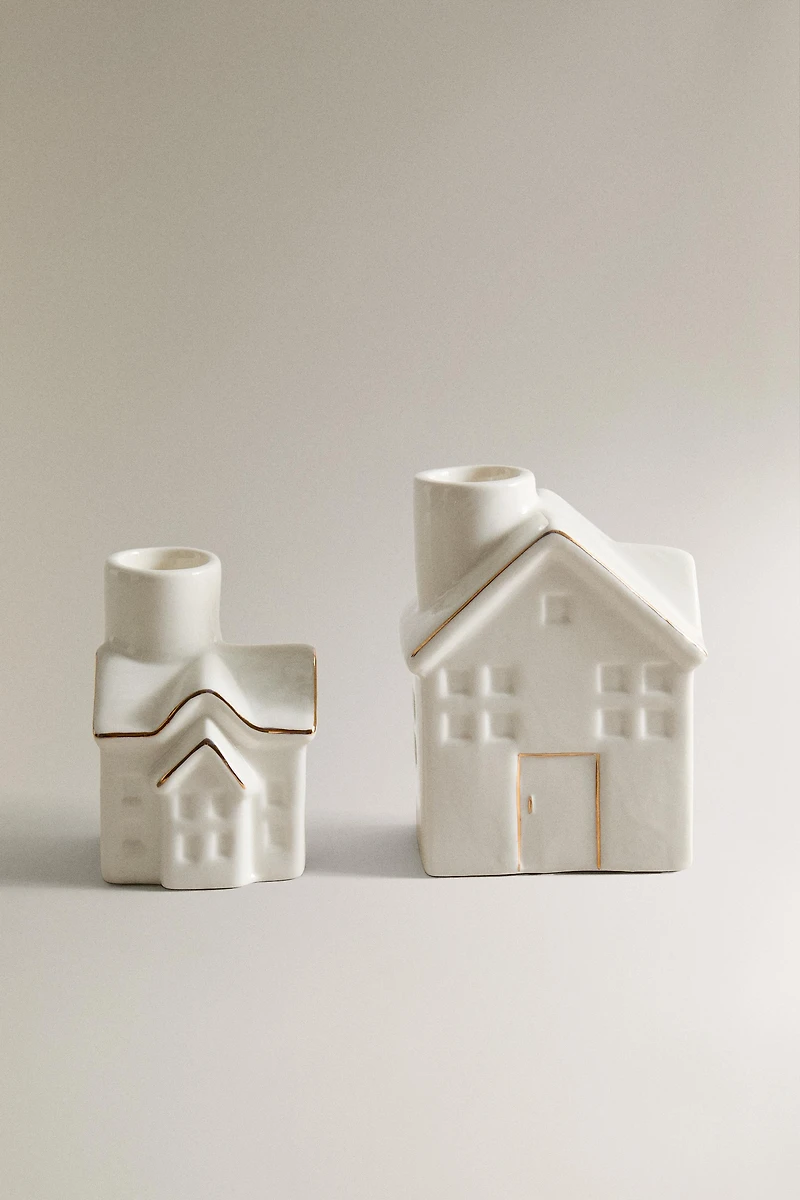 CERAMIC CHRISTMAS HOUSE TEALIGHT HOLDER