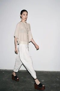 SHORT SLEEVE PLAIN KNIT SWEATER