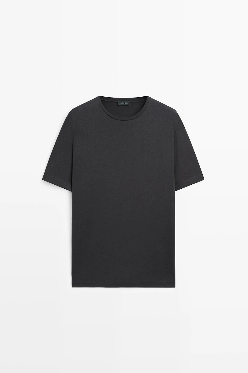 100% cotton T-shirt with shoulder detail