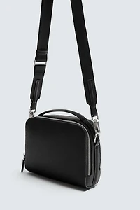 TEXTURED CROSSBODY BAG