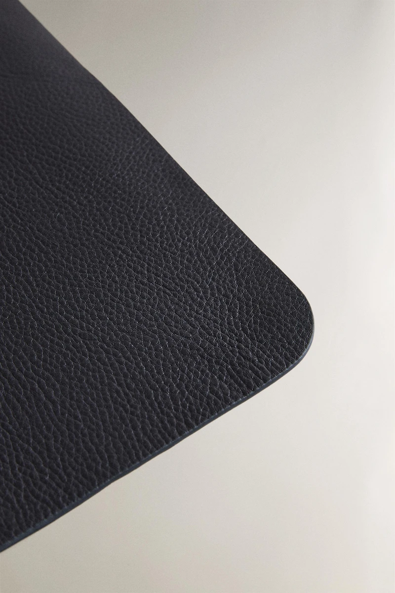 LEATHER DESK MAT