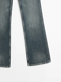 Mid-rise straight-leg flare fit jeans