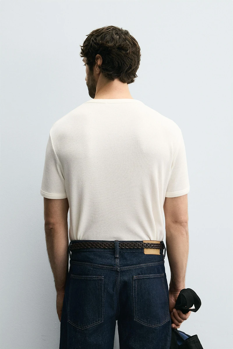 T-SHIRT STRUCTURÉ QUADRILLÉ