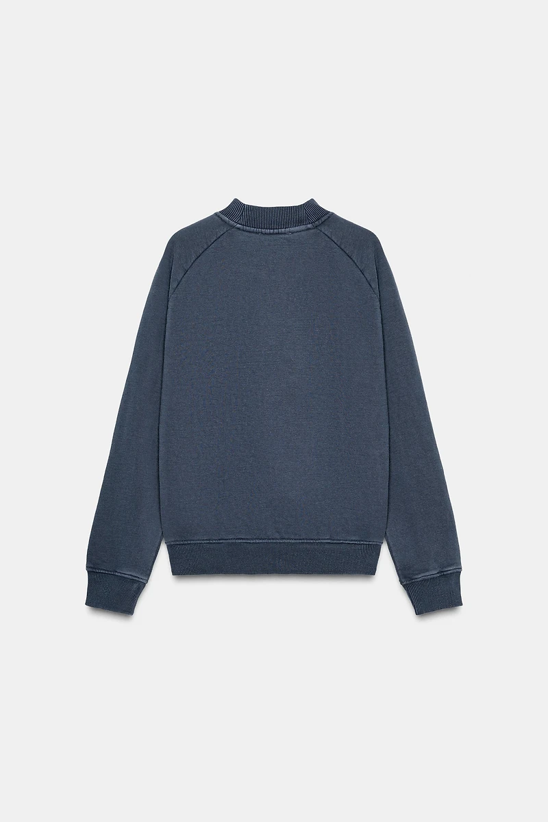 WASHED EFFECT SWEATSHIRT