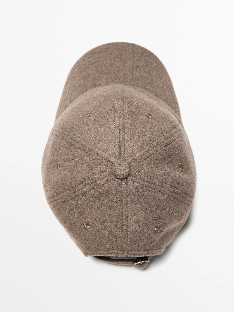 Felt texture cap