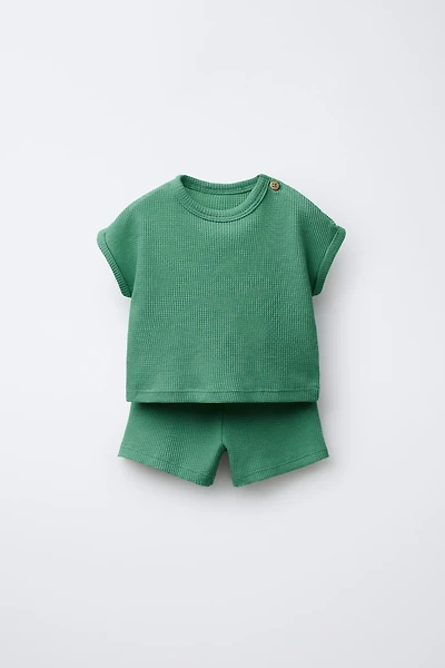 PLAIN WAFFLE T-SHIRT AND BERMUDA SET