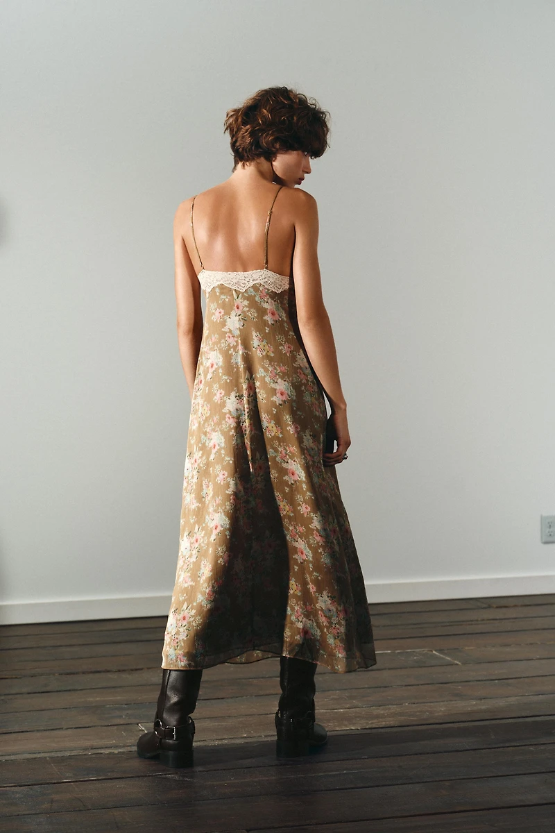 FLORAL PRINT LACE MIDI DRESS