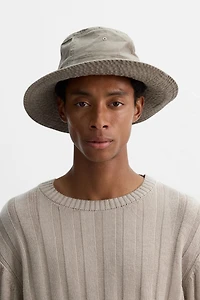 WASHED BUCKET HAT