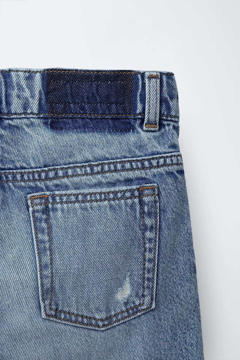 RIPPED DENIM SHORTS