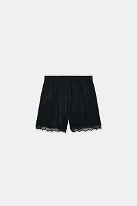 SHORT SATINÉ DENTELLE