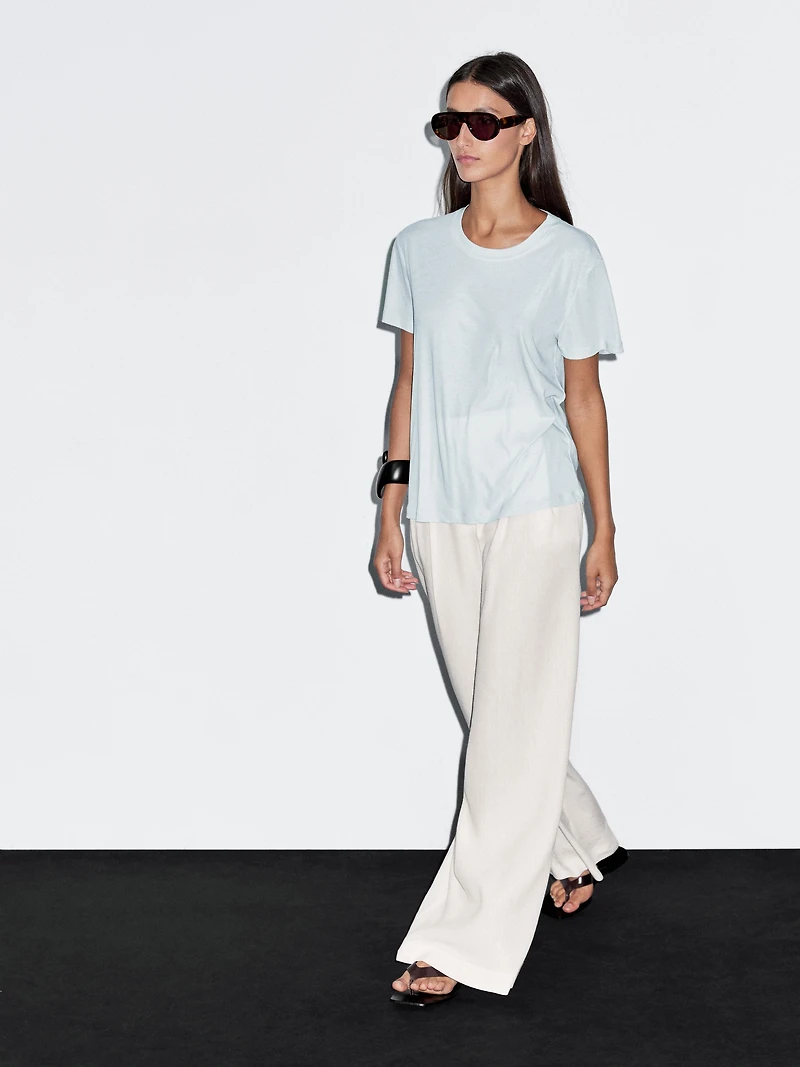 Oversize t-shirt with seam detail