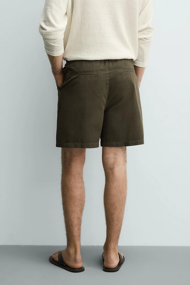 COTTON-LYOCELL REGULAR FIT SHORTS