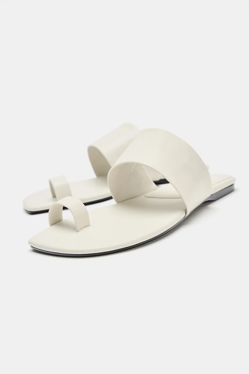 LIMITED EDITION LEATHER FLAT SANDALS
