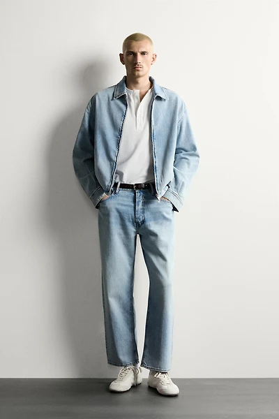 LIGHTWEIGHT REGULAR CROPPED FIT JEANS