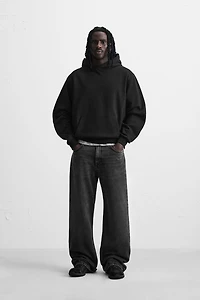 BASIC HOODIE SWEATSHIRT