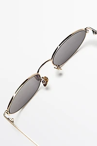 Lunettes de soleil ovales métalliques