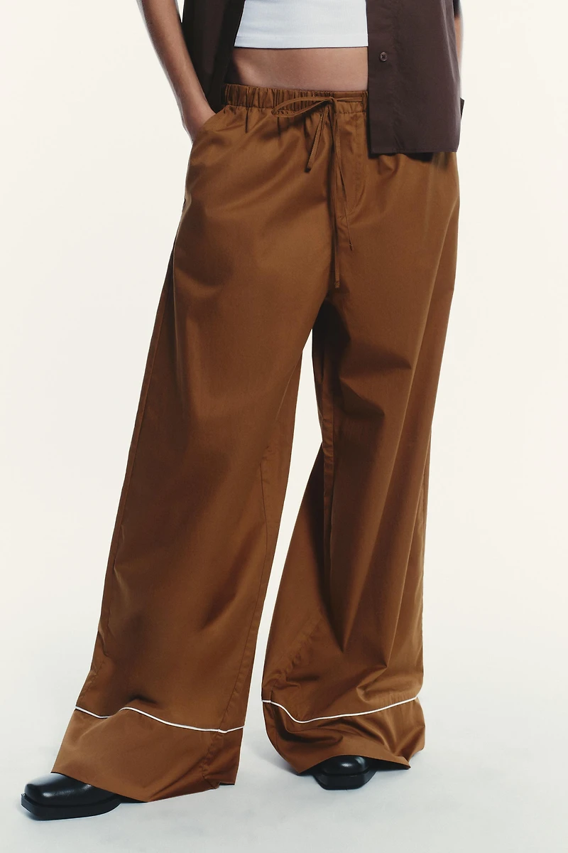 PIPED POPLIN PANTS