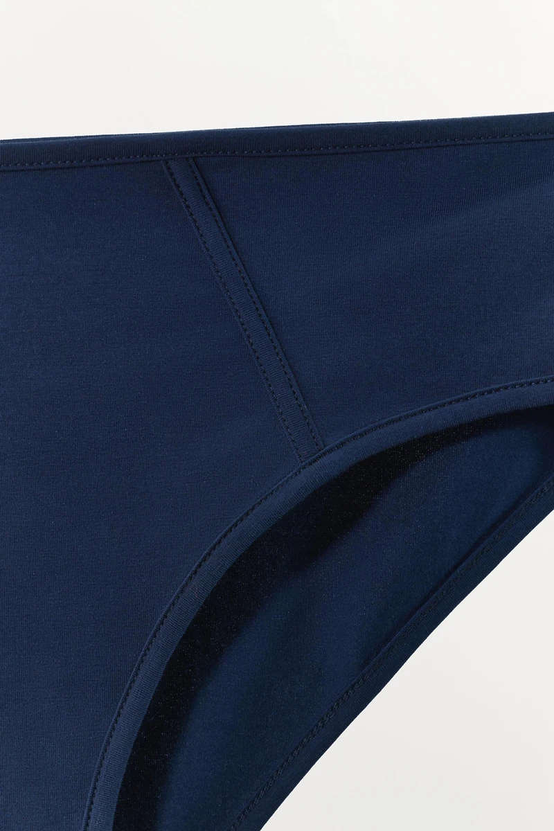 SOFT SEAM UNDERWEAR