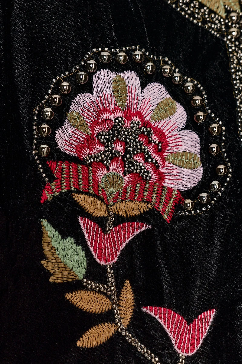 VESTE EN VELOURS AVEC BRODERIES FLEURIES ET FANTAISIE