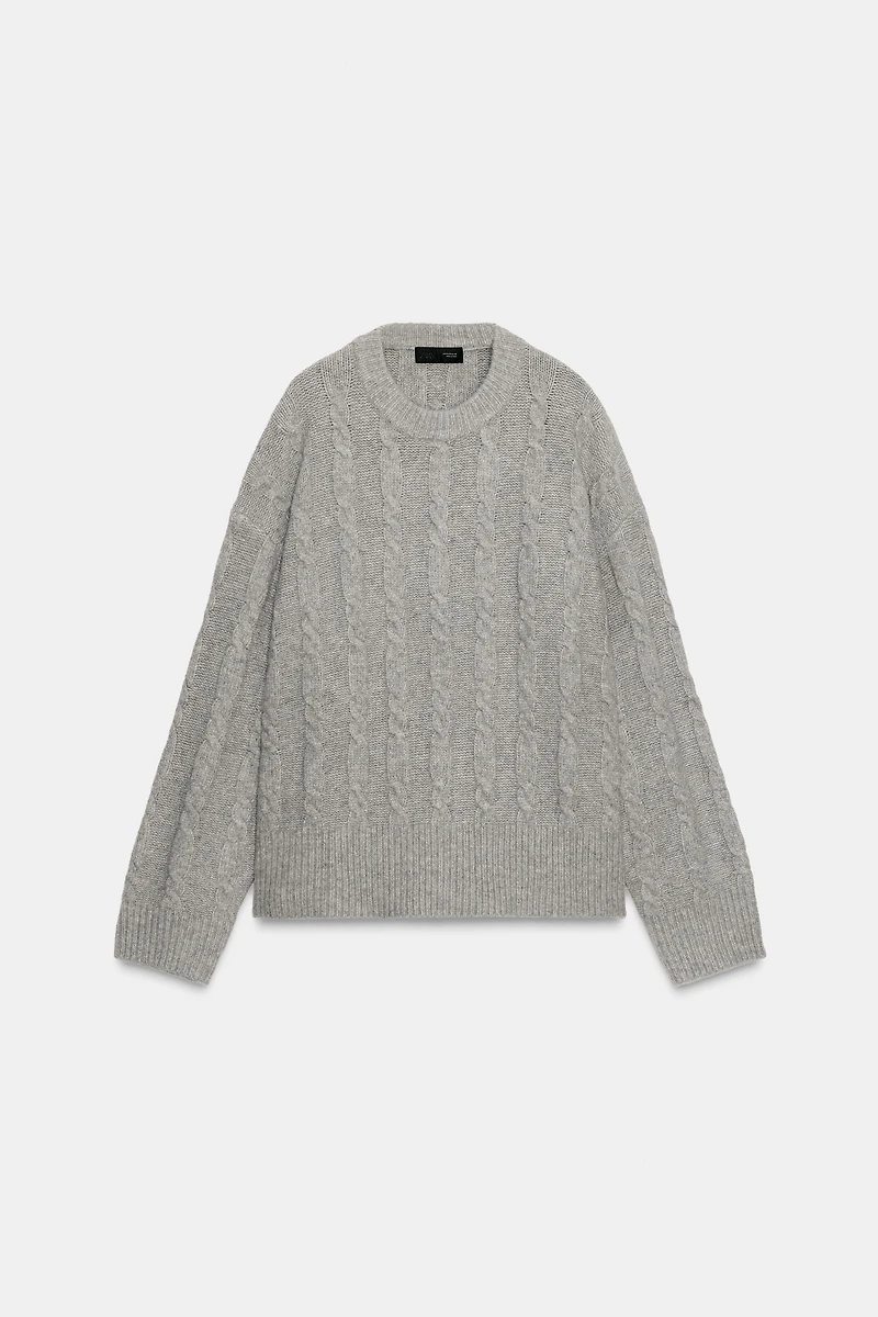 SOFT CABLE KNIT JUMPER