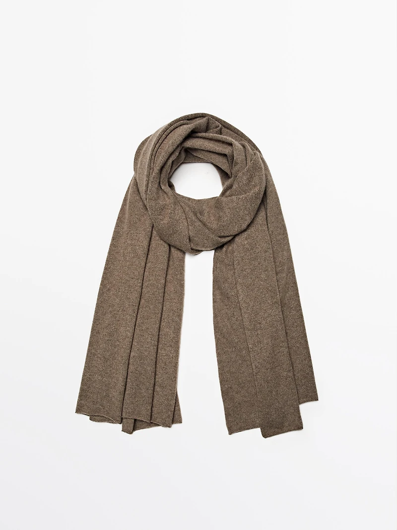 100% cashmere scarf